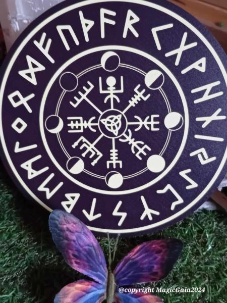 Planche de divination futhark en bois ( 20cm )